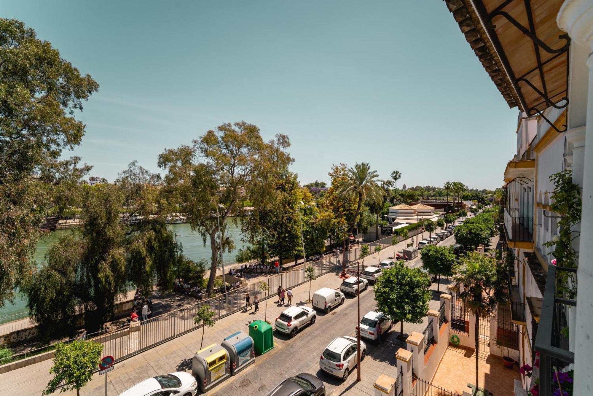 Betis River View Seville Exterior photo